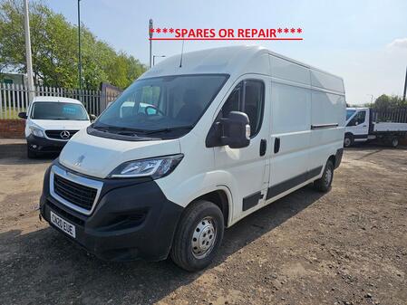 PEUGEOT BOXER 2.2 BlueHDi 335 Professional (Spares Or Repair)