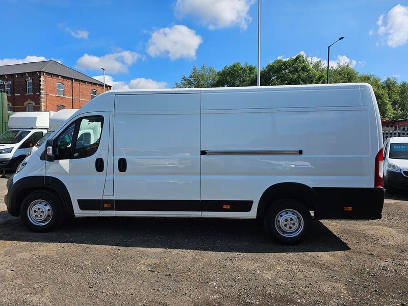 PEUGEOT BOXER