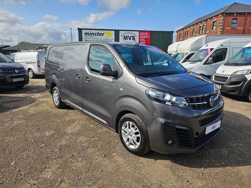 VAUXHALL VIVARO