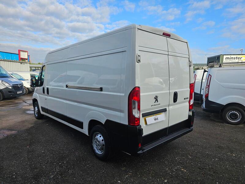 PEUGEOT BOXER