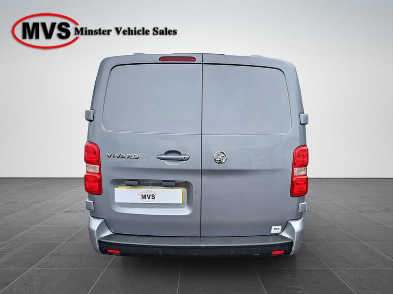 VAUXHALL VIVARO