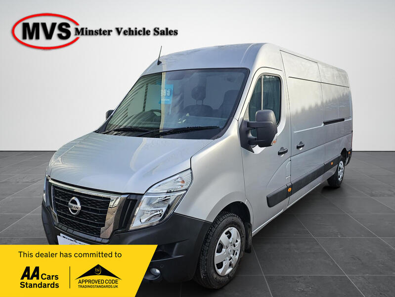 NISSAN INTERSTAR