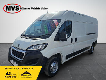 PEUGEOT BOXER 2.2 BlueHDi 335 Professional